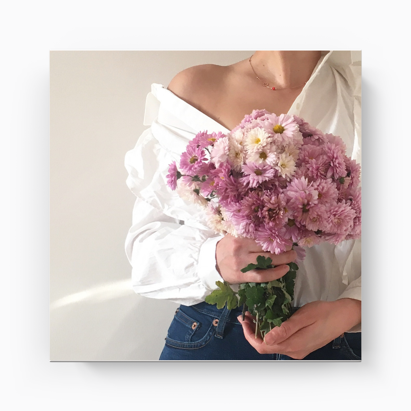 Kadınlar ve çiçekler  - Kanvas Tablo